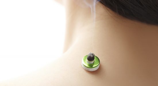 肩こり お灸 ツボ