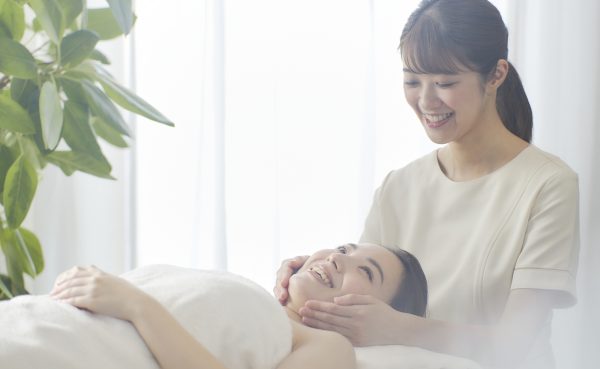 黒ずみ・開き毛穴に悩む人へ！フェイシャルエステの効果を徹底解説