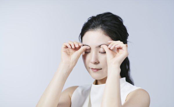 眉毛を生やしたい!たった2つのマッサージで育毛環境を整える方法